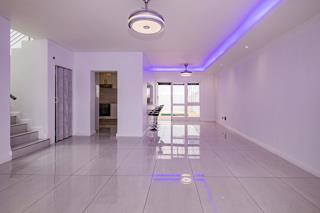 3 Bedroom Property for Sale in Bloubergrant Western Cape